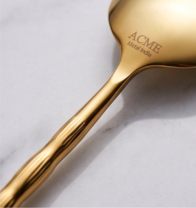 Juego de cubiertos con mango trenzado en oro mate, acero inoxidable, mangos delgados con textura ondulada para vajilla de hogar, utensilios de cocina y bodas. - Product Image 2