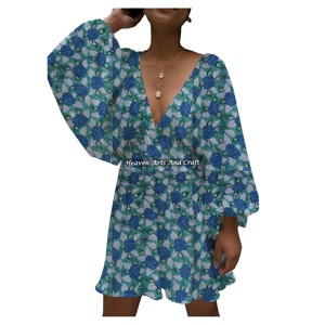 Nouvelle Collection – Robe Courte Sexy d'Été pour Femme, Imprimée à la Main, Col en V Profond, Manches Lanterne - Product Image 3