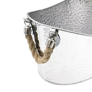 Bac à Boissons Ovale en Acier Inoxydable Effet Martelé avec Poignées en Corde de Chanvre – Grande Glacière pour Bière et Vin, Idéal Mariages et Fêtes - Product Image 5