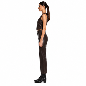 Pantalones Casuales de Mujer, Diseño Personalizado OEM, Tela de PU Elástica, Cintura Alta, Cierre de Cremallera, Pierna Recta, Largos, Color Marrón Espresso - Product Image 3