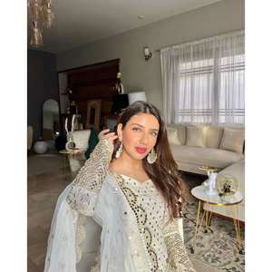 Conjunto de Top y fondo de mujer de diseñador con Dupatta para ropa de fiesta - Product Image 3