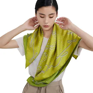 OEM High Quality 100% Natural Silk 110x110cm Screen Printed Scarves Custom Screen Printed Satin Twill Silk Scarf