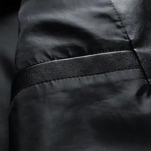 แจ็คเก็ตหนังผู้ชายแบบใหม่กันลมพร้อมซิป แจ็คเก็ตหนังสำหรับขี่มอเตอร์ไซค์ มีซิปด้านหน้า สี่กระเป๋า รุ่น CP-MLJ-05 - Product Image 4