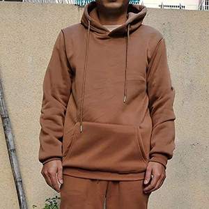 Ensemble de survêtement d'été 2 pièces pour homme : Haut à manches courtes et pantalon long uni avec col polo boutonné et taille élastique - Product Image 4