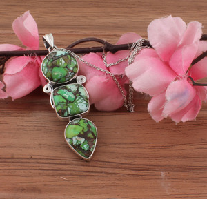 Collier vintage en argent 925 plaqué platine avec pendentif en zircon vert cuivre, pierre précieuse rétro bohème à 3 pierres, bijoux unisexes en gros - Product Image 6