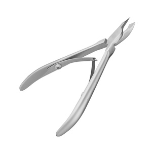 SMART-10 Staleks Pro Coupe-cuticules 5 mm à pointe affûtée en acier inoxydable pour ongles épais et nail art - Product Image 4