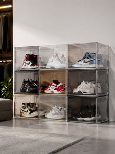 Boîte de présentation de chaussures en acrylique moderne et élégante, finition polie, taille et couleur personnalisables, protège les chaussures de la poussière, visibilité facile pour une utilisation simple. - Product Image 3