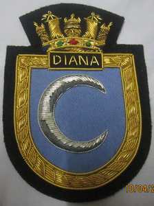 Écussons de qualité supérieure ZIWA OEM, brodés classiques sur mesure en fil de soie royal, à coudre, en tissu uni, pour blazers - Product Image 3