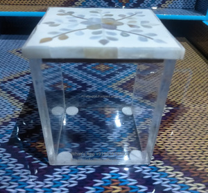 Merveilleux récipient de travail en bois acrylique moderne avec couvercle en métal différentes tailles plateau à dessert de mariage oeuvre décorative - Product Image 3