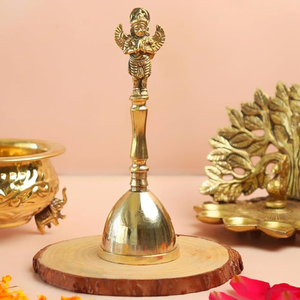 Campana de mano compacta de latón pulido para puja con un mango metálico de contorno simple, disponible a precios de mayoreo. - Product Image 3
