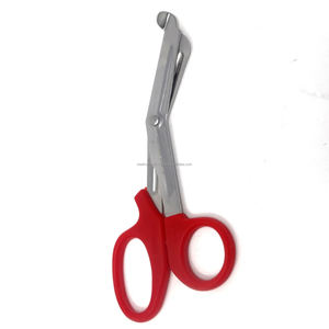 Tijeras para Trauma EMT de 5.5 Pulgadas de Alta Calidad, Mango Rojo, Tijeras Médicas para Vendajes, Acero Inoxidable, Uso Manual, Resistentes, Certificación CE ISO - Product Image 5