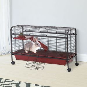 Cage pour petits animaux de 41 pouces pour lapins, cochons d'Inde, furets - Rouge/Noir, maisonnette pour animaux de compagnie avec roulettes, plateforme et rampe pour petits animaux - Product Image 2