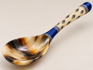 Ensemble de cuillères à servir en corne naturelle faites à la main, 6 pièces, couverts artisanaux pour la maison, la cuisine, le restaurant, l'hôtel et les cadeaux - Product Image 3