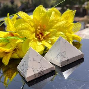 Pirámide de Howlite Natural Chakralume, Cristal Pulido Blanco, Piedra Curativa, Reiki, Meditación, Energía, Decoración Feng Shui, Venta al por Mayor - Product Image 6