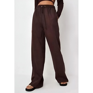 Pantalon de survêtement évasé taille haute pour femme, coupe large, décontracté, doux et extensible, avec poches, style streetwear - Product Image 1