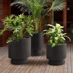 Nouveaux pots à plantes avec cadre et finition noire, de forme ronde, faits à la main, pour la décoration, proposés par les exportateurs - Product Image 4