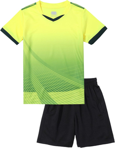 Ensemble d'uniformes de football personnalisés pour jeunes - Maillot de football dégradé jaune fluo - Tenue de sport à séchage rapide pour l'entraînement des équipes de jeunes - Product Image 1