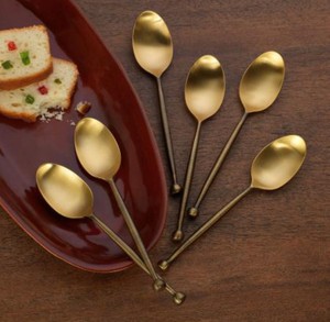 Colección de cubiertos con acabado brillante estilo americano, diseñada para una presentación de mesa llamativa y luminosa, y para un entretenimiento refinado. - Product Image 2