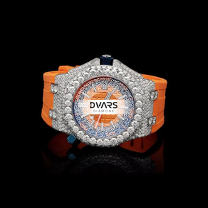 Montre de luxe sophistiquée en quartz avec verre de moissanite antique, bracelet en caoutchouc, boîtier argenté, design intemporel et élégant, aiguilles - Product Image 1