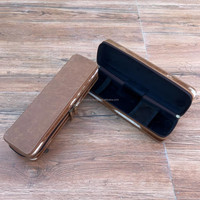 Nouvel arrivage de fer à friser en cuir de vachette véritable fait à la main résistant à la chaleur élégant femmes parfait organisateur de voyage pour outils de cheveux