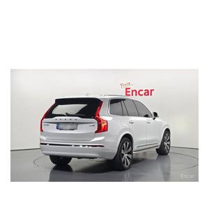 Volvo XC90 B6 Ultimate 2023 con Volante a la Izquierda, Caja de Cambios Automática, Cámara Trasera, 38,088 km, Color Brillante - Product Image 2