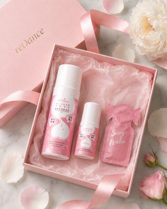 Set de Mousse Aclarante Íntimo Botánico con Espuma de Tamaño Viaje y Líquido Love, Kit de Cuidado Personal Femenino - Product Image 2