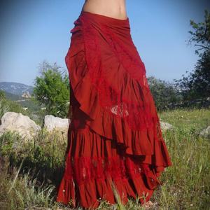 Falda Maxi Boho Flamenco Hecha a Mano |   Falda de Algodón con Volantes de Encaje |   Ropa de Baile para Mujeres para Festivales Españoles - Product Image 1