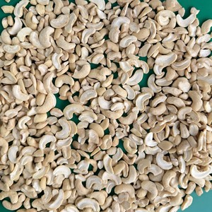 Manufacturing Vietnam Cashew <b>Nuts</b> Wholesale Ww180, Ww210 Premium Cashew <b>Nut</b> Wholesale Exported To Asia, Middle East - Product Image 1