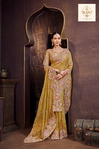 Ensemble de Blouse et Sari Traditionnel Élégant Brodé en Satin Vert Olive pour Femme, Séchage Rapide, Tenue de Mariage et de Cérémonie Indienne et Pakistanaise - Product Image 4
