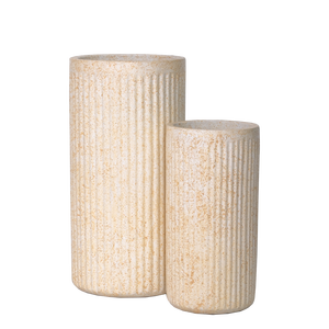 Pot en ciment artisanal en beige moucheté avec texture de rayures verticales - Product Image 3