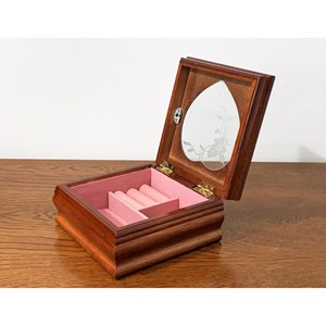 Boîte à perles de prière artisanale en bois d'acacia avec fenêtre en verre |   Vente en gros - Product Image 2