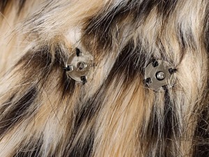 Winter <b>Fur</b> Jacket Factory Low MOQ Wholesale <b>Womens</b> Leather <b>Fur</b> Jacket Manufacturer Premium Outerwear <b>Womens</b> Fashion <b>Fur</b> <b>Coat</b> - Product Image 4