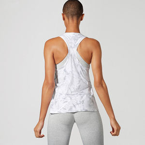 Débardeur décontracté pour femme – Chemise élégante et légère sans manches pour un usage quotidien, des looks streetwear et de voyage - Product Image 2