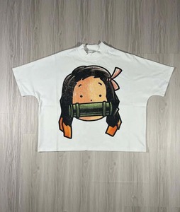 Camiseta de corte cuadrado de algodón pesado de 300GSM con logo personalizado, estilo streetwear, top corto gráfico oversize para hombre - Product Image 1