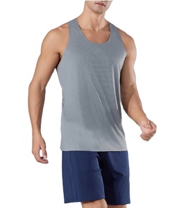 Camiseta Deportiva sin Costuras para Hombre, Ligera, Transpirable, de Poliéster/Algodón, de Alta Calidad, para Gimnasio y Deportes - Product Image 4