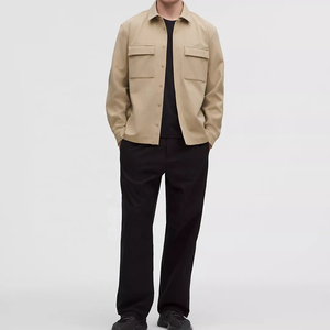 Veste en toile beige pour homme, coupe classique, col rabattu, poches avant, couleur unie, manches longues, vente en gros - Product Image 6