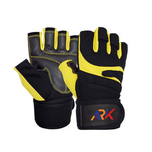 Durable Training Gym Fitness Gloves With Strong Grip And Flexible Fit Gym Fitness Gloves For Exercise And Strength Work - Product Image 1