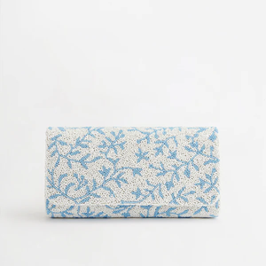 Dernières créations de sacs à main de soirée élégants, personnalisés, ornés de perles, à motif floral, avec fermeture éclair et doublure en satin. - Product Image 1