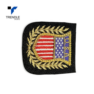 Drapeau américain 3D brodé à la main, patch à coudre, badge de forme irrégulière en feutre non tissé, applique décorative - Product Image 4