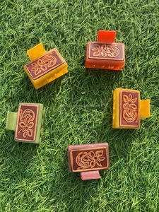 Mini pinzas para el pelo de cuero grabadas hechas a mano con estilo occidental, accesorios para el cabello para mujer, novedad - Product Image 4