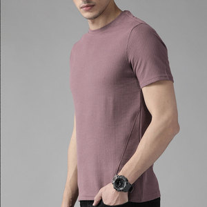 เสื้อยืดคอกลมแขนสั้นผู้ชาย ผ้าถัก สีทึบ ระบายอากาศได้ดี ทรงเข้ารูป สวมใส่สบาย สีม่วง - Product Image 1