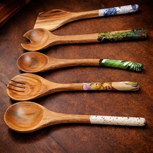 Nouvel ensemble de 5 cuillères en bois écologiques avec manche imprimé, taille 10 pouces, compatibles lave-vaisselle, ustensiles pour salade, cuisine et maison - Product Image 4