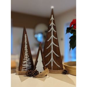 Árbol de Navidad Moderno de Madera y MDF para Decoración de Mesa y Estantes para la Temporada Festiva - Product Image 4