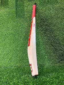 MRF มือคริกเก็ตวิลโลว์อังกฤษแบบสั้นน้ำหนักเบา - Product Image 5