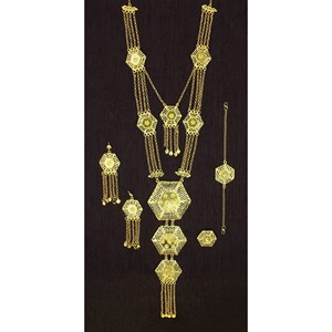 Collier avec boucles d'oreilles Parure de bijoux en laiton pur plaqué or Parure de bijoux collier design haute qualité pour les Émirats arabes unis - Product Image 4