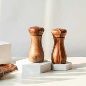 Durable Stainless Steel Salt and Pepper <b>Shaker</b> Set with Handles Professional Tabletop Seasoning Dispenser Spice <b>Shaker</b> <b>Bottles</b> - Product Image 3