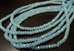 Cuentas facetadas de calcedonia hidroquarzo Mystic Coated Light Aqua, forma rondelle, tamaño 4mm, hilo de 13 pulgadas de largo. - Product Image 2