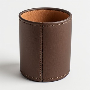 Mini pot élégant en cuir naturel, conçu pour une décoration intérieure sophistiquée, avec une texture unique et une finition haut de gamme - Product Image 3
