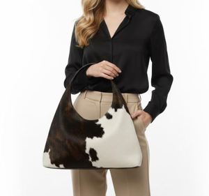 Bolso Hobo de Cuero Vacuno |   Bolso de mano de cuero con pelo natural hecho a mano |   Bolso con Estampado de Vaca Estilo Boho Occidental - Product Image 2