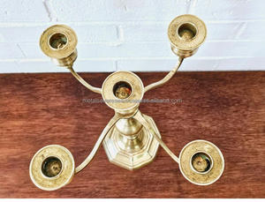 Bougeoir vintage à 5 bras en laiton, fait à la main, personnalisable, décoration de Noël pour la maison - Product Image 5